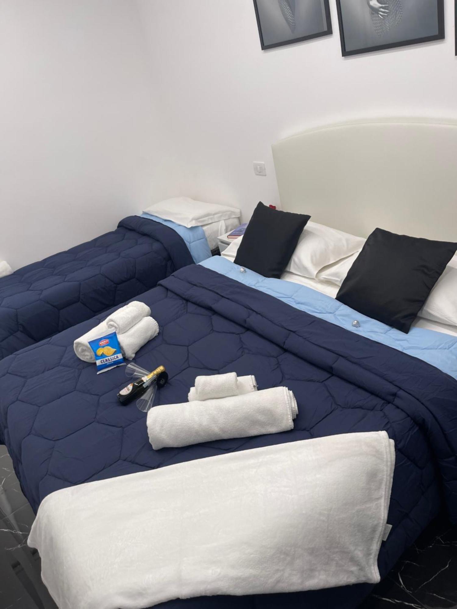 Guest house Lux House Airport *
