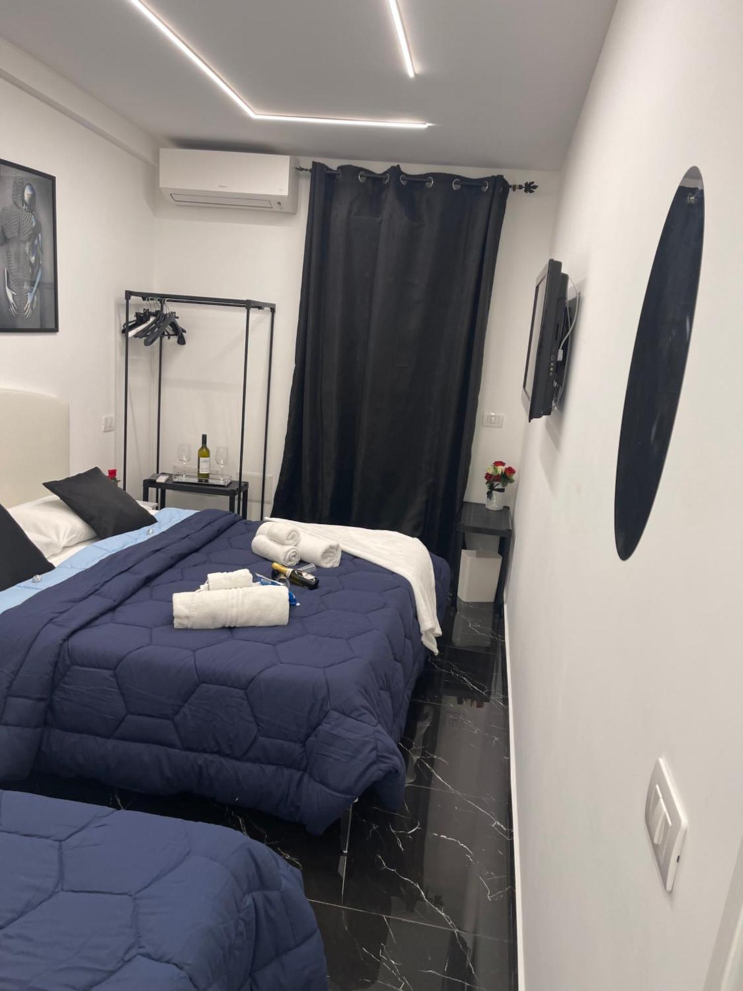Guest house Lux House Airport Naples